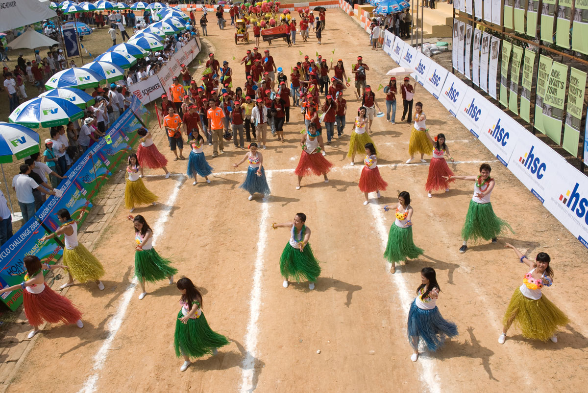 TỔ CHỨC LỄ HỘI - HỘI NGHỊ KHÁCH HÀNG