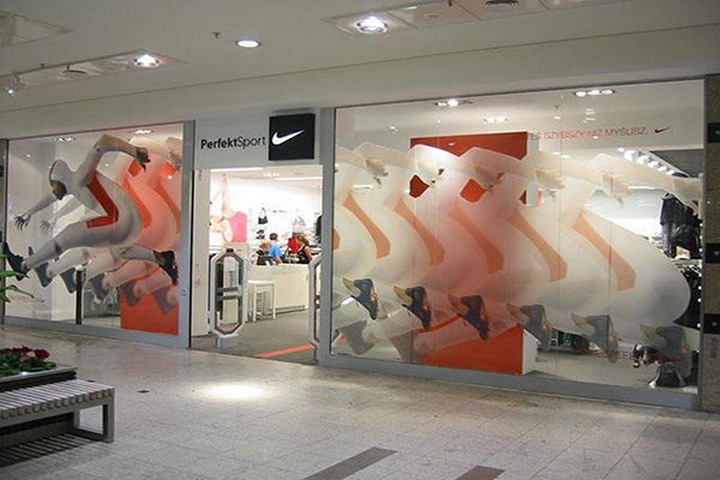 Thi công quảng cáo ngoài trời